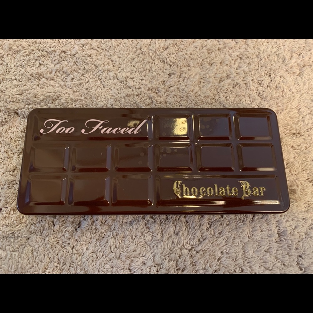 Too faced chocolate bar shadow kit